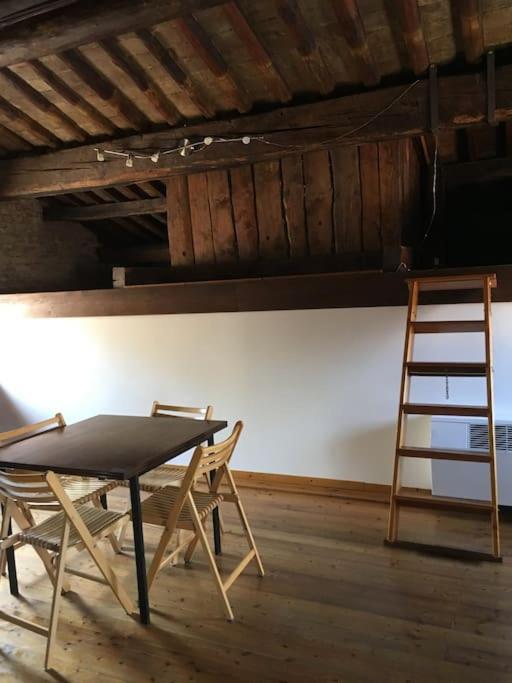 Romantic Studio In The Historical Heart Of Падуа Екстериор снимка