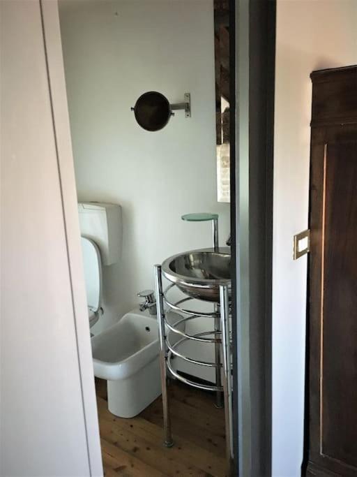 Romantic Studio In The Historical Heart Of Падуа Екстериор снимка